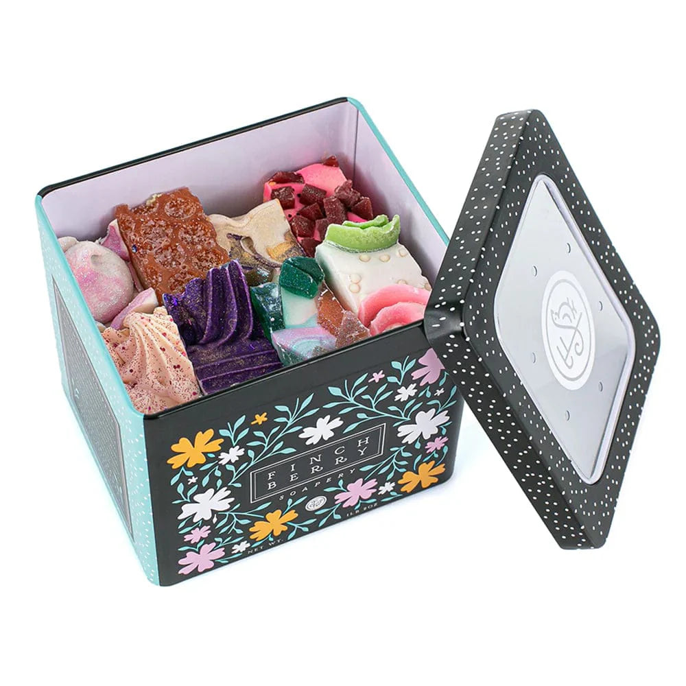 https://cdn.shopify.com/s/files/1/0016/1300/4872/files/finchberry-bar-soap-gift-tin-finchberry-best-sellers-sampler-gift-tin-41879603708142.webp?v=1730963143